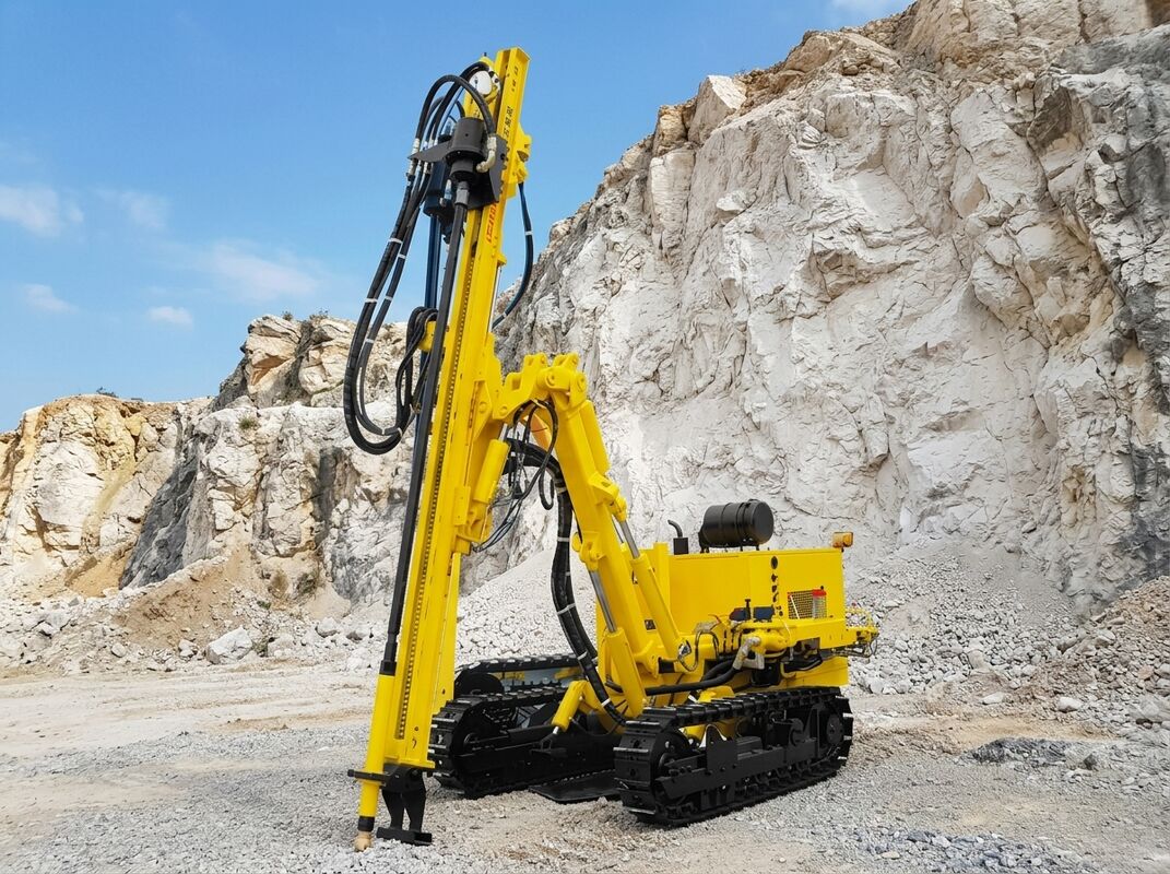 CM358A Energy Saving Crawler Mounted Hydraulic DTH Drilling Rig 90-165mm Blast Hole Electric Motor Option